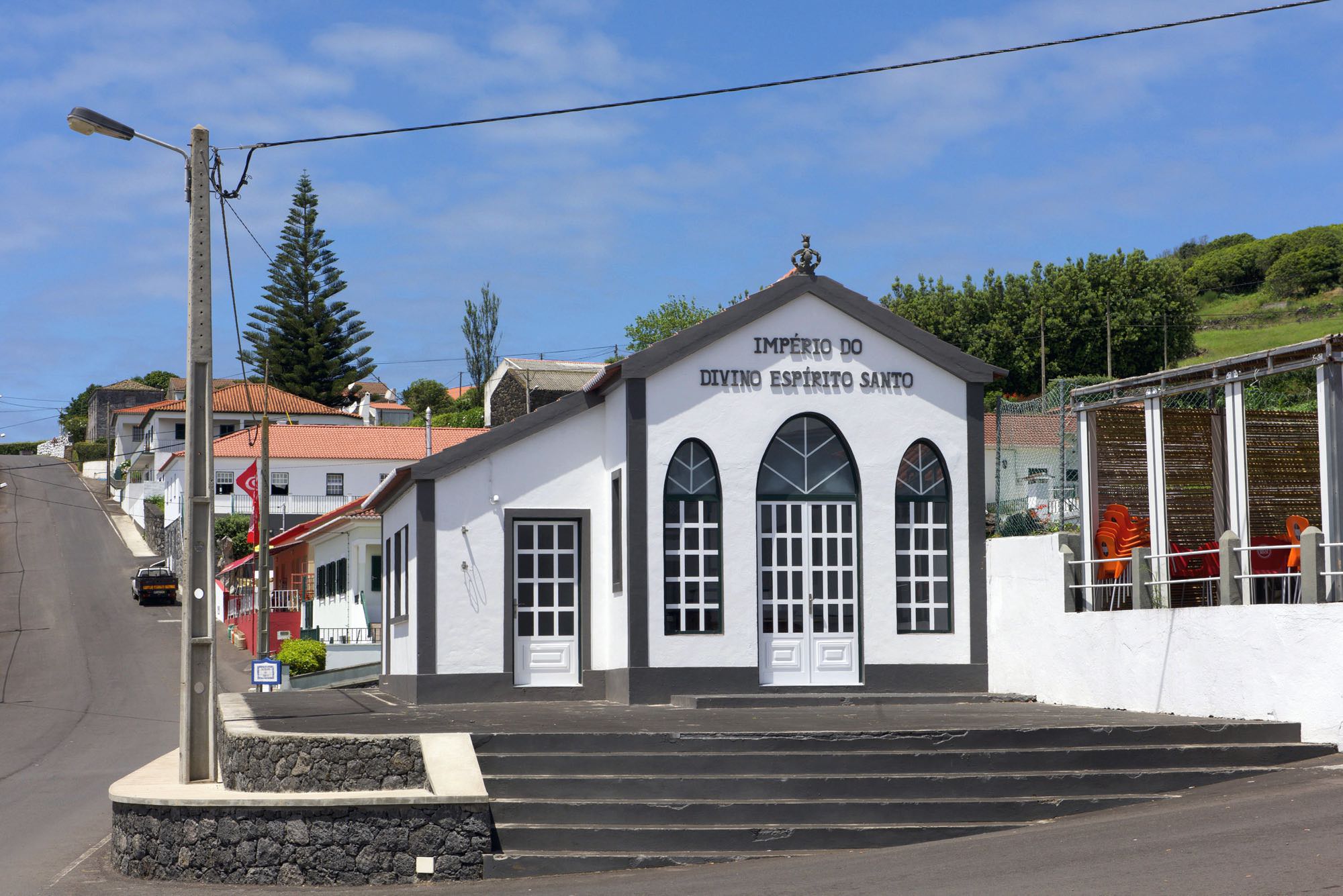 Império do Espírito Santo dos Rosais